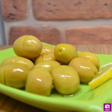 Yeşil Kırma Zeytin Domat 650gr